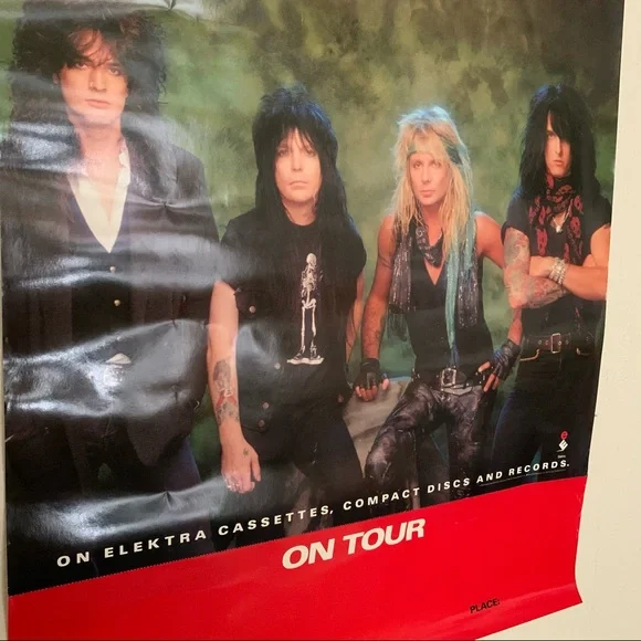 Vintage 1989 Motley Crue Dr. Feelgood Vintage Poster 30” x 20” - Picture 8 of 8